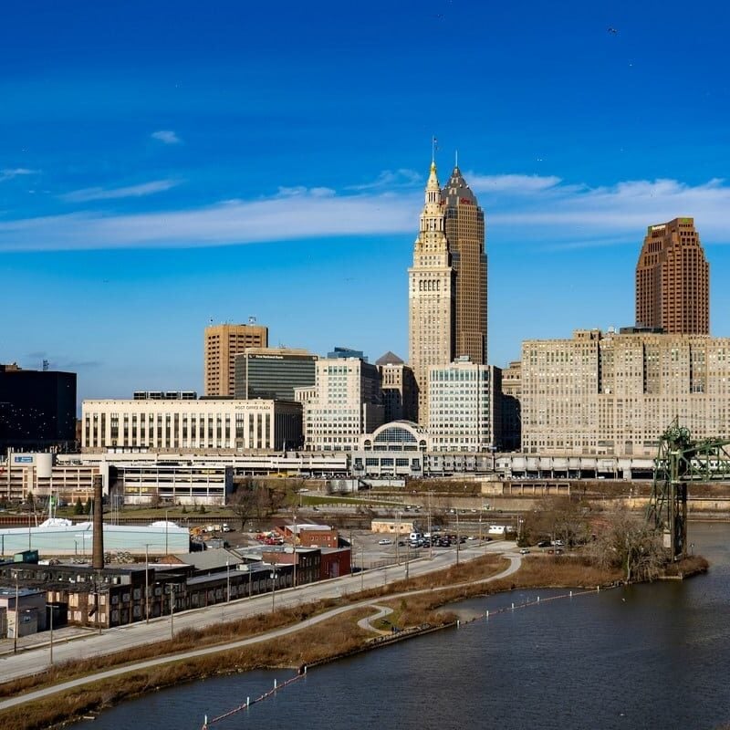 Columbus Ohio cityscape. A vibrant city with a rich history.